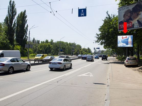 Фото рекламной плоскости по адресу Телиги ул., 33/2 - ул. Ольжича, на светофоре, в сторону ст. м. «Шулявская»