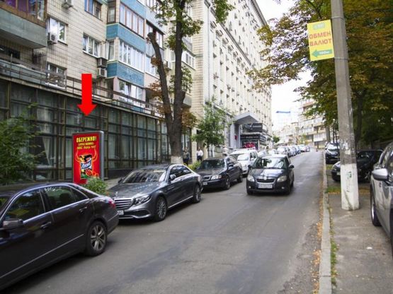 Фото рекламної площини за адресою Тургеневская ул., 83-85 - ул. Полтавская, из центра