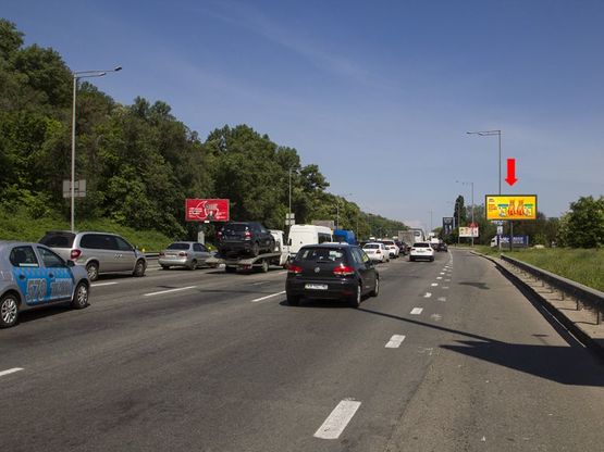 Фото рекламної площини за адресою Надднепрянское шоссе, 300 м. до моста Патона, в центр