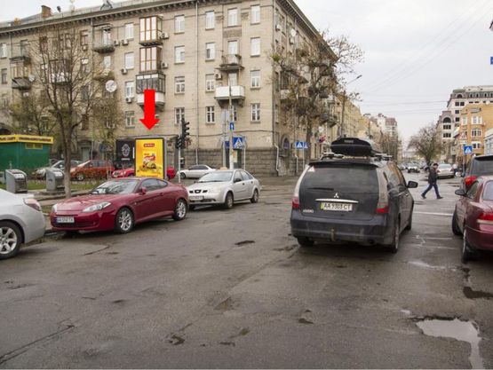 Фото рекламной плоскости по адресу Спасская ул., 13 - ул. Волошская, в сторону Набережной