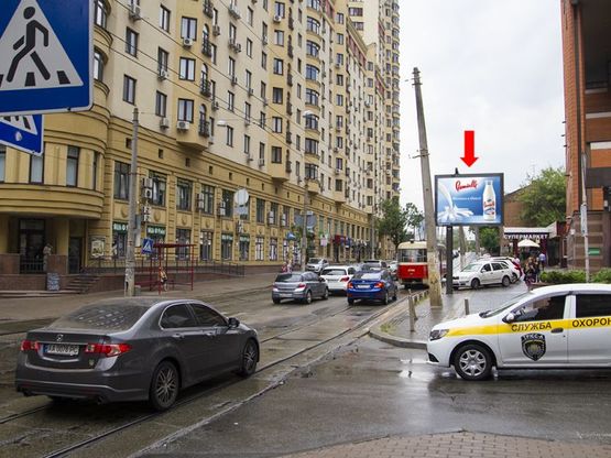 Фото рекламной плоскости по адресу Дмитриевская ул., 92-94 - ул. Полтавская, в сторону ул. Черновола