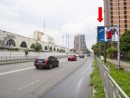 Фото рекламної площини за адресою Малевича ул. (бывш. ул. Боженко), 83, в сторону центра, ул. Владимиро-Лыбедской