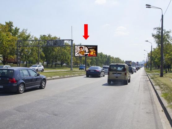 Фото рекламной плоскости по адресу Богатырская ул., 5 - ул. Полярная,  200 м до светофора, разделитель, в сторону пр. Бандеры, ст.м. "Почайна"