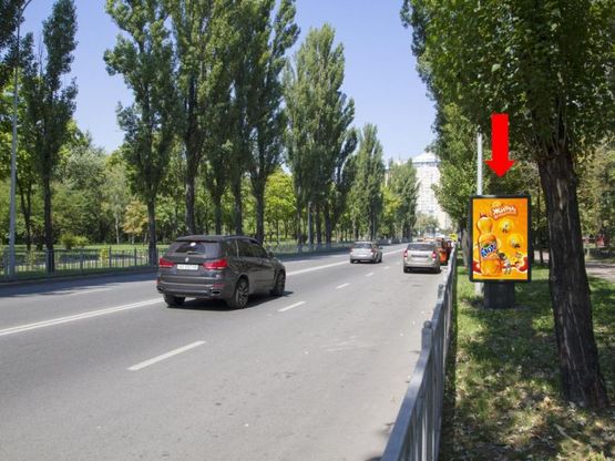 Фото рекламної площини за адресою Русановская набережная, 18, возле супремаркета "АТБ", в сторону ст. м. «Левобережная»