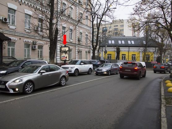 Фото рекламної площини за адресою Кловский спуск 29/3 - Крепостной пер., в сторону ул. Мечникова