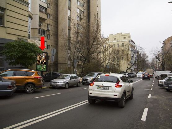 Фото рекламної площини за адресою Гончара ул. 59, в сторону пл. Победы