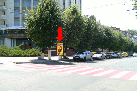 Фото рекламной плоскости по адресу Б. Перспективная ул. (бывш. Маркса ул.) / Егорова ул., возле гостиницы "Европа"