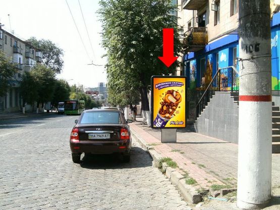 Фото рекламной плоскости по адресу Б. Перспективная ул. (бывш. Маркса ул.), 20, возле магазина "Малышандия"