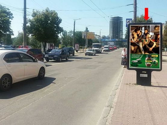 Фото рекламної площини за адресою Б. Перспективная ул. (бывш. Маркса ул.), 60, возле магазина "Фуджи-експресс"