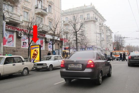 Фото рекламной плоскости по адресу Шевченко ул. / Б. Перспективная ул. (бывш. Маркса ул.), 32/11, возле супермаркета "Фокстрот"