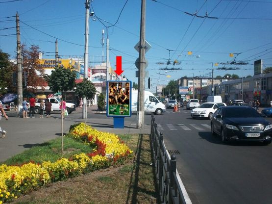 Фото рекламной плоскости по адресу Первомайская ул., 41/3 / ул. Первомайская, возле супермаркетов "АТБ", "Технополис"