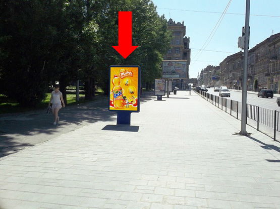 Фото рекламной плоскости по адресу Городоцкая ул. / Ярослава Мудрого ул., из центра