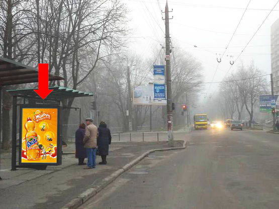 Фото рекламной плоскости по адресу Зеленая ул. 130 - ул. Липовая Аллея, (ост. "Липовая Аллея"), в центр