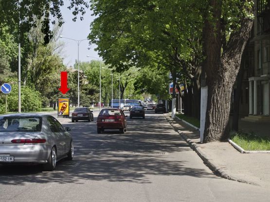 Фото рекламної площини за адресою Гагарина пр. / Шевченко пр., разделитель, №3, от Сегедской ул.