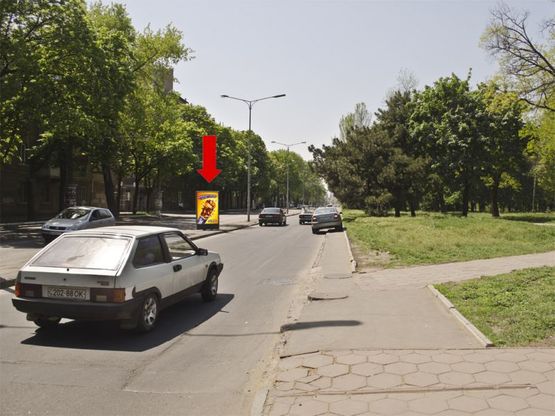 Фото рекламної площини за адресою Гагарина пр. / Шевченко пр., разделитель, №1, к Сегедской ул.