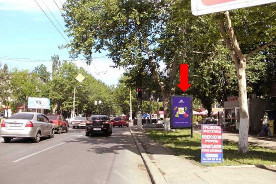 Фото рекламної площини за адресою Филатова ул., 54 / ул. Гайдара, возле универсама "Буревестник"