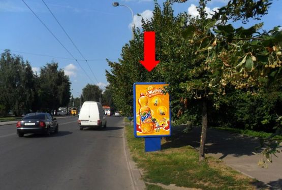 Фото рекламної площини за адресою Небесной Сотни ул. (бывш. Киквидзе ул.), 20  / Привокзальная пл., из центра