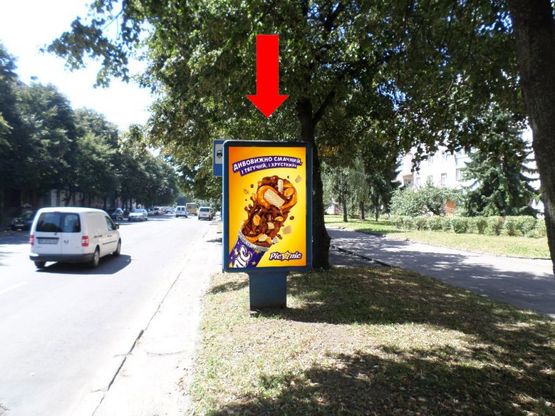 Фото рекламної площини за адресою Мицкевича ул., 3, в сторону Мира пр.