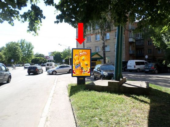 Фото рекламной плоскости по адресу Мицкевича ул., 1, возле гостиницы "Мир"