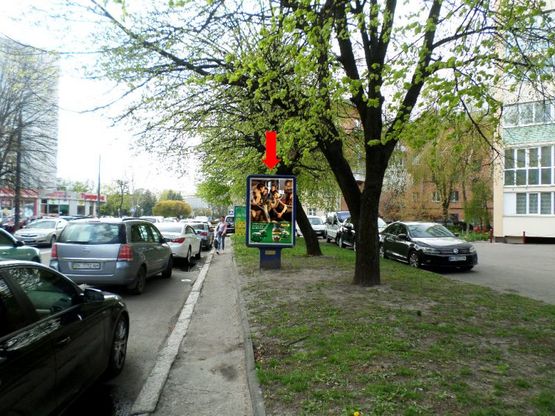 Фото рекламной плоскости по адресу Мицкевича ул., 1, возле гостиницы "Мир"