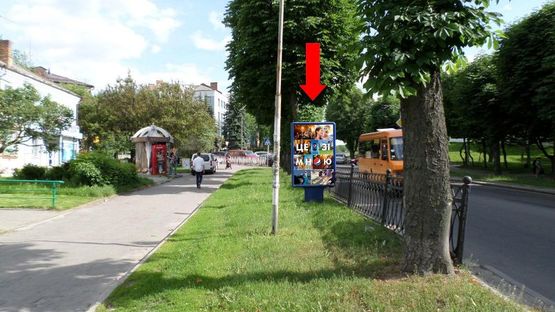 Фото рекламной плоскости по адресу Черновола ул., 39 / Новака ул., из центра