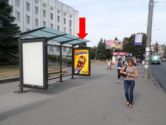 Фото рекламної площини за адресою Соборная ул., 195, остановка возле "РГА", в сторону Коцюбинского ул., B2