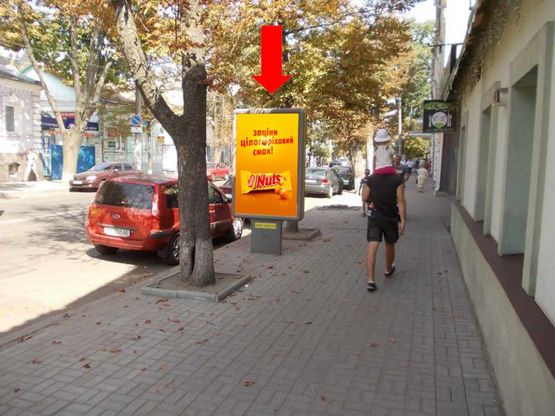 Фото рекламной плоскости по адресу Петропавловская ул., 65, возле магазина "Гурман"