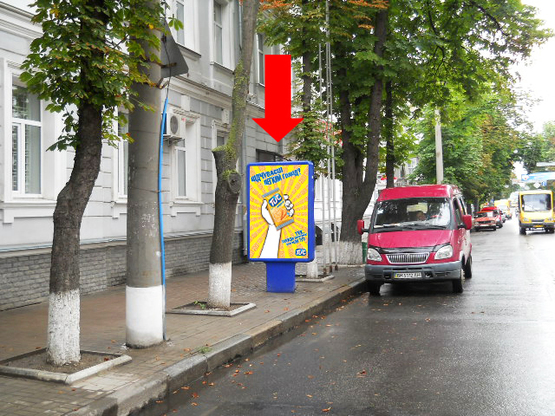 Фото рекламної площини за адресою Петропавловская ул., 62, в сторону Первомайской ул.