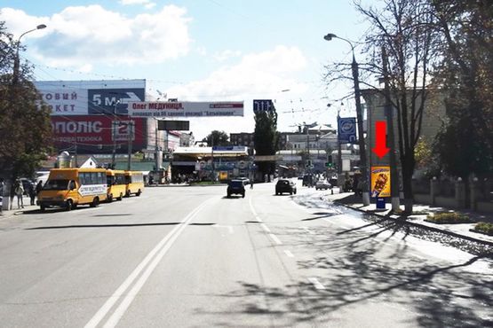 Фото рекламной плоскости по адресу Ильинская ул. (бывш. Красногвардейская ул.), возле выставочного центра "Ильинский"