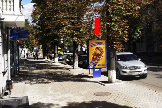 Фото рекламной плоскости по адресу Петропавловская ул., 60, в сторону Первомайской ул.