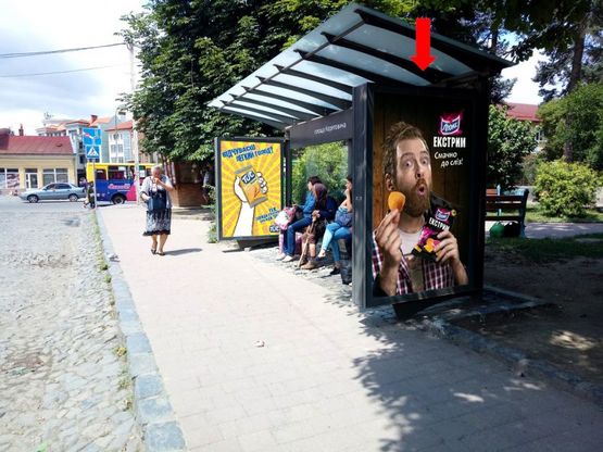 Фото рекламной плоскости по адресу Фединца ул., в сторону пл. Корятовича, остановка