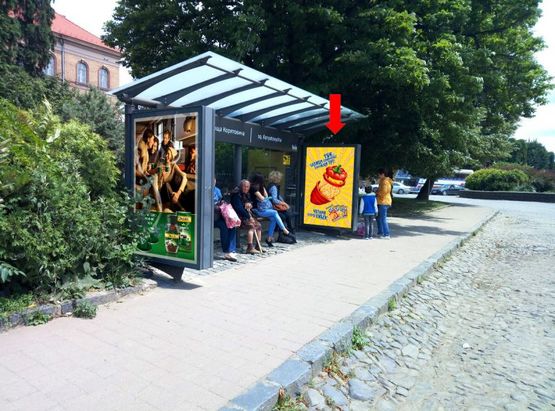 Фото рекламної площини за адресою Фединца ул., в сторону ул. Добрянского, остановка