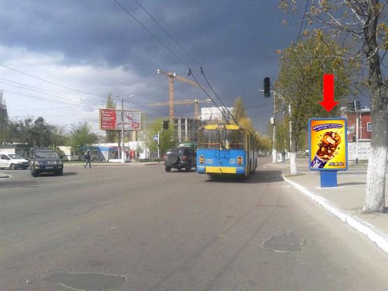 Фото рекламной плоскости по адресу Витрука ул., 9В, возле супермаркетов "Олди","Эльдорадо" и "Фуршет"