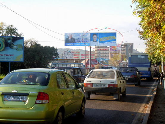 Фото рекламной плоскости по адресу Хмельницького (в’їзд в місто ринок "Галицьке перехрестя"))правий
