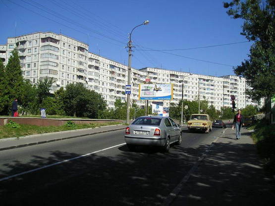 Фото рекламной плоскости по адресу Міцкевича  -  кн. Володимира Буд  №1ст Б