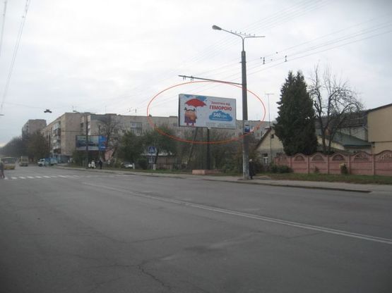 Фото рекламной плоскости по адресу Відродження 21, ( с\м. Там-Там Express)