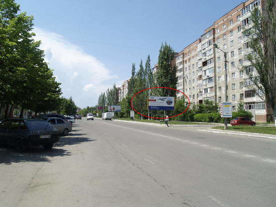 Фото рекламной плоскости по адресу Івана Павла ?, 17-19 (Будівельників) ТЦ "Кроно"на вокзал