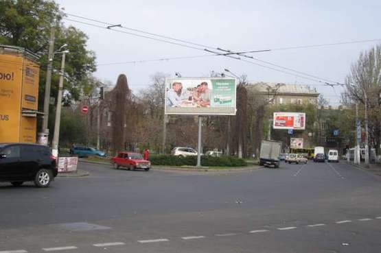 Фото рекламної площини за адресою ул.Мечникова, 100 (Призма)