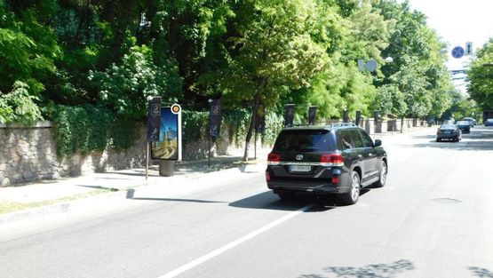 Фото рекламной плоскости по адресу Петровская аллея 4