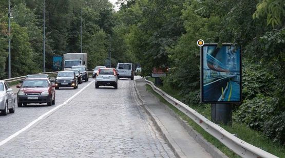 Фото рекламной плоскости по адресу Днепровский спуск 7