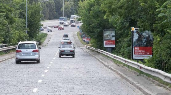 Фото рекламной плоскости по адресу Днепровский спуск 18