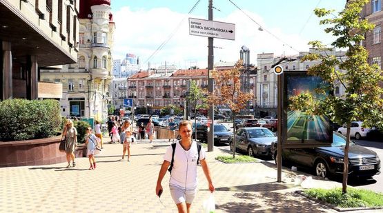 Фото рекламной плоскости по адресу Льва Толстого ул. 6а