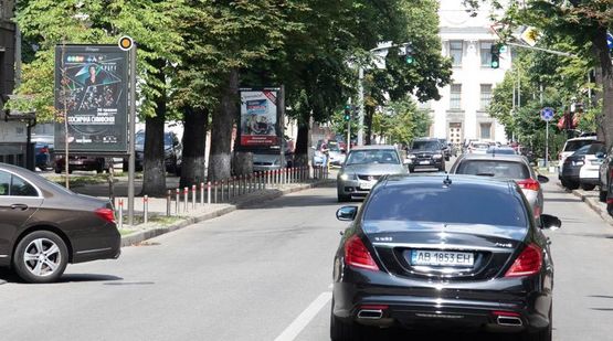 Фото рекламної площини за адресою Шелковичная ул. 8/20