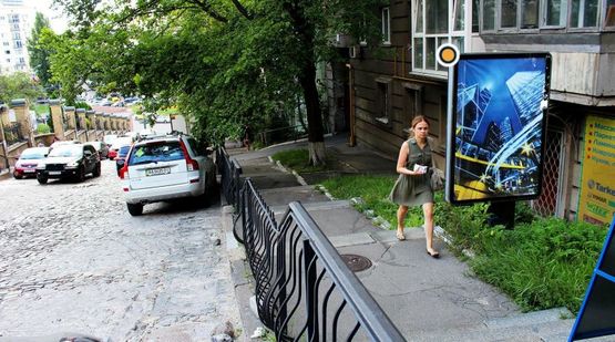 Фото рекламной плоскости по адресу Шелковичная ул. 46-48