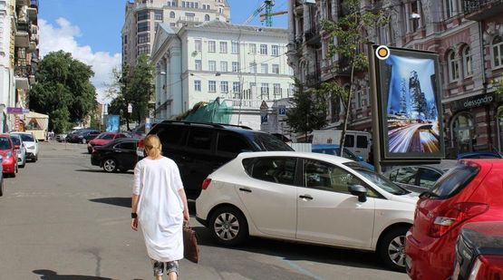 Фото рекламной плоскости по адресу Лютеранская ул. 5