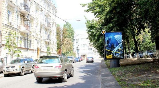 Фото рекламной плоскости по адресу Круглоуниверситетская ул. 22