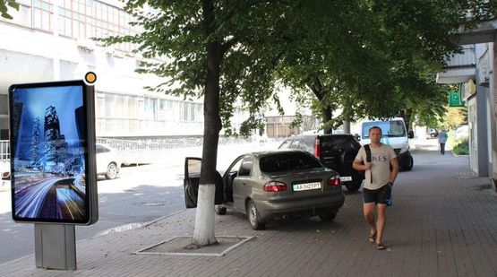 Фото рекламної площини за адресою Московская ул. 15