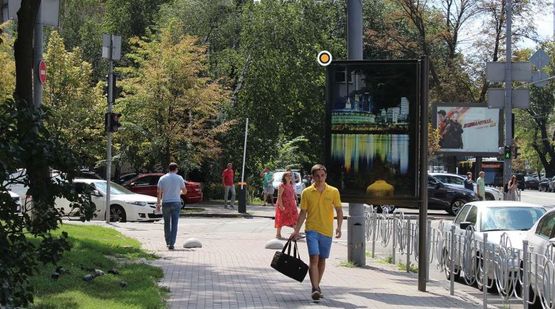 Фото рекламної площини за адресою Московская ул. 32/2