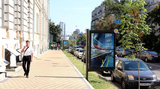 Фото рекламної площини за адресою Льва Толстого ул. 12