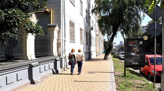 Фото рекламной плоскости по адресу Льва Толстого ул. 12